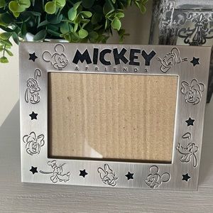 Disney Parks Mickey and Friends Pewter Picture Photo Frame 3.25” x 4.75” (photo)